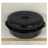 Large black enamel roaster