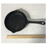 Cast-iron skillet no markings
