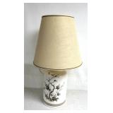 Floral pattern table, top lamp