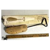 Professional shoe stretcher