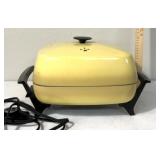 Electric skillet