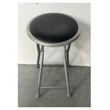 Fold up stool