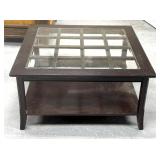 40' x 40ï¿½ coffee table