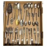 Vintage flatware spoons/forks/knife