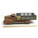 Vintage metal toy truck/motor market