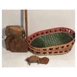 Vintage serving baskets/wooden elephant/owl