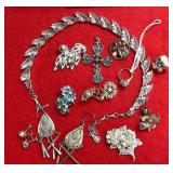 Jewelry/cocktail ring/brooch/earrings/necklace