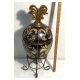 Decorative egg shaped earned