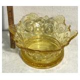 vintage yellow-gold Fostoria Navarre Crown low
