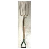 Pitch fork