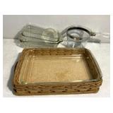 Pyrex bakeware