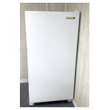 Kelvinator standup freezer no size listed