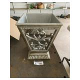 Mirrored Planter