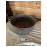 Cast Iron Dutch Oven