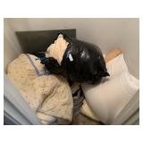 Linen in Closet Floor