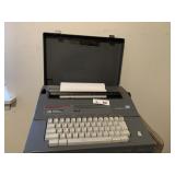 Smith-Corona DeVille 470 Electric Type Writer
