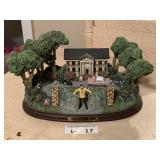 Hawthorne Village "Welcome to Graceland!"