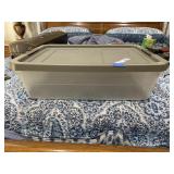 Plastic Storage Tote 10gal