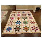 Vintage Quilt - Floral Applique Design
