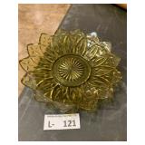 Federal Glass Petal Ware Dish