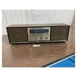 Vintage Elgin Radio Model R-1424W