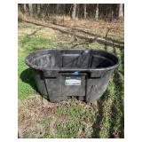 Rubbermaid 100gal Stock Tank