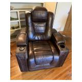Power Leather Recliner w/Speakers