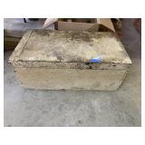 Vintage Wood Foot Locker approx 30 x 16 x 13