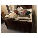 Sleigh Bed & Linen