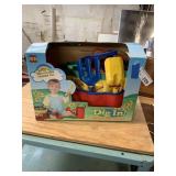NIP Dig In Garden Caddy Playset