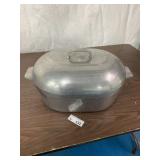 Magnalite 13qt Aluminum Dutch Oven
