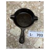 Antique Wagner Ware Cast Iron Miniature Skillet