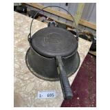 Antique Wagner "Wagner" Cast Iron Waffle Maker