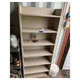 Wood Shelf (shipping container)