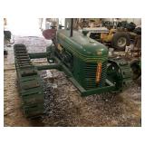 Antique Oliver Cletrac HG Crawler Tractor