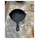 Vintage Cast Iron Hammered Skillet #5