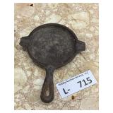Vintage Lodge Cast Iron Mini Skillet Ashtray O1AT