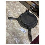 Antique "Best Made" Cast Iron Waffle Maker #8