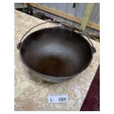 Vintage Wagner Cast Iron Scotch Bowl #3