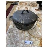 Vintage Cast Iron Hammered Dutch Oven & Lid #8