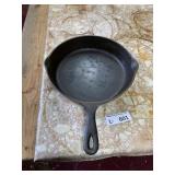 Vintage Cast Iron Hammered Skillet 87C