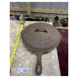 Vintage Cast Iron Griswold Skillet & Lid #9