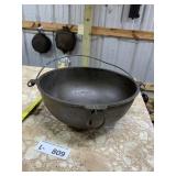 Vintage Griswold Cast Iron Scotch Bowl #2 ERIE