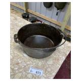 Vintage Mi-Pet Cast Iron Dutch Oven