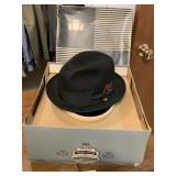 Vintage BEE Hat in Stetson Box