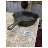 Vintage Cast Iron Hammered Chicken Fryer