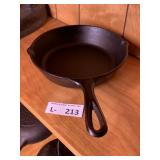Cast Iron Lodge Cracker barrel Skillet