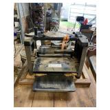 Porter Cable Portable Planer PC305TP