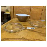 Vintage Pyrex Mixing Bowl Brown 441 w/2 Lids