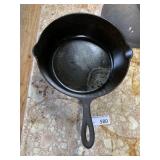 Vintage Cast Iron Hammered Chicken Fryer w/Lid